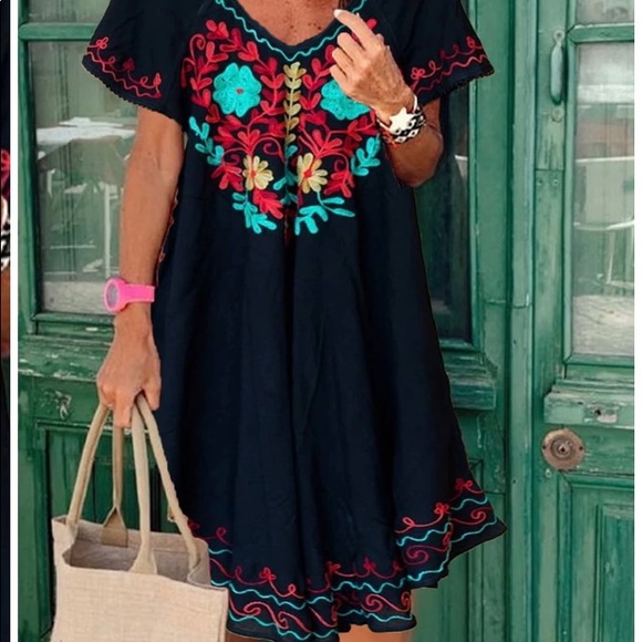 Dresses & Skirts - Boho Plus Size dress